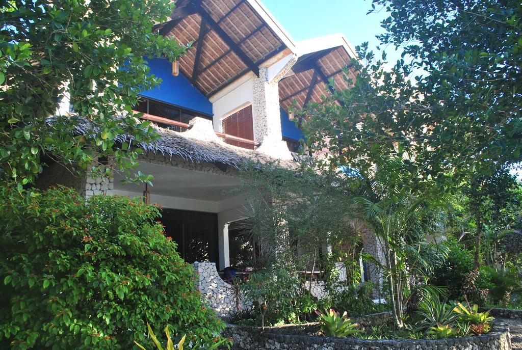 The Blue Orchid Resort Moalboal Esterno foto